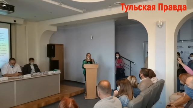 На общественных слушаниях в Туле "столкнули лбами" дольщиков и экоактивистов смотреть онлайн