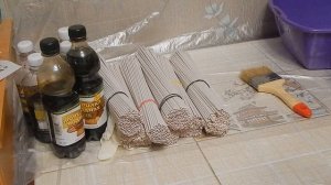 Как красить?трубочки морилкой на водной основе. ?Плетение из газетных трубочек.