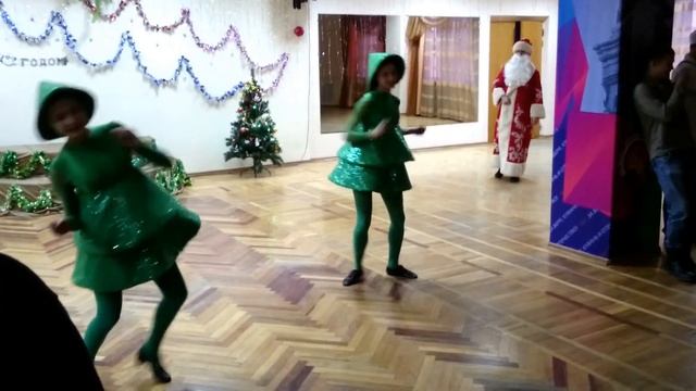 Новогодний Карнавал Политех 2017 - Елочки смотреть онлайн