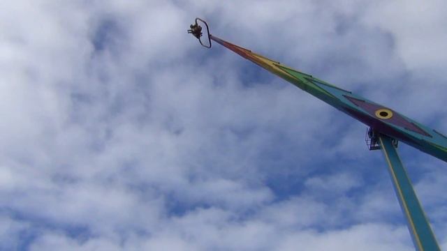 Аттракцион Бустер (высота 50 метров) в парке Диво Остров в Санкт-Петербурге - 17.09.2016