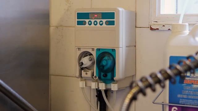 How electronic dosing equipment for a commercial dishwasher works смотреть онлайн