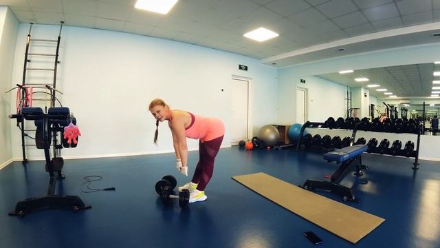 Тренировка с гантелями и скакалкой в режиме Fullbody - быстро, продуктивно и весело!)