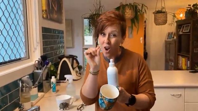 Linda's Biozyme Video смотреть онлайн