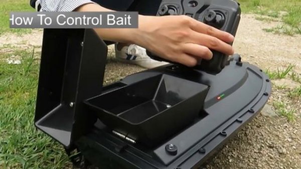 Flytec 2011-5 Fish Finder 1.5kg Loading 500m 5.4km/h Double Motor Fishing Bait Boat #RM10231UK