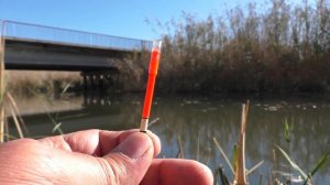 Оснастка поплавочной удочки (скользящие поплавок и два грузика )  Рыбалка  Ловля карася на поплавок