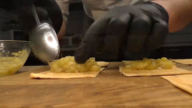 Банан в тостерном хлебе! ДЕТИ будут в ВОСТОРГЕ! Этот РЕЦЕПТ покорит всех! смотреть онлайн