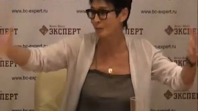 Ирина Хакамада в Саратове..avi смотреть онлайн