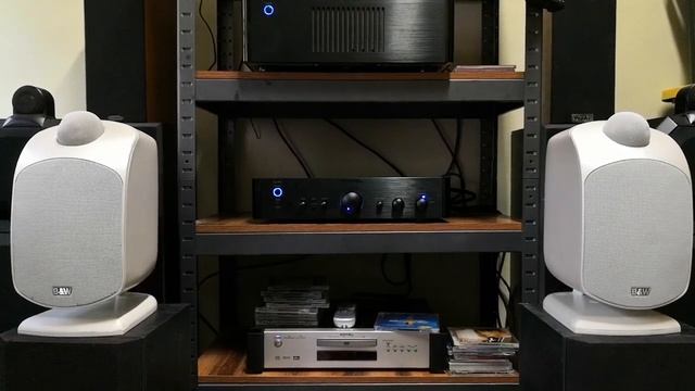 B&W LM1 Speakers смотреть онлайн