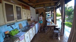 Лоо. Горный воздух. Пляж. Рынок. Первая часть.