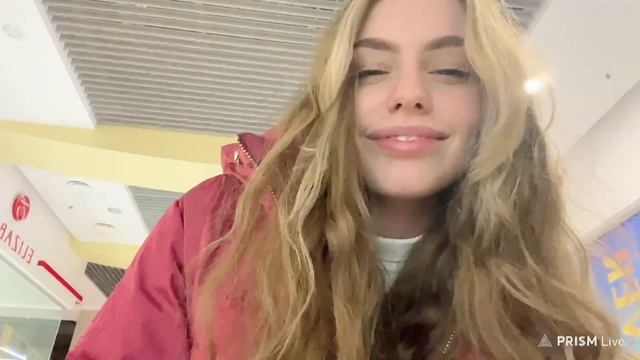 Барби Герл показала ж0пу на оценочку чатику смотреть онлайн