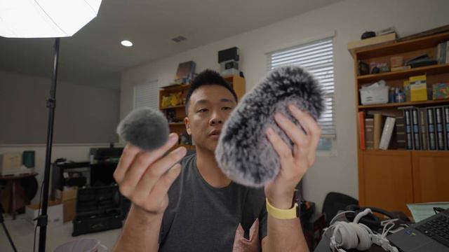 Sony ECM-G1 vs Rode VideoMic Pro+ Microphone Comparison смотреть онлайн