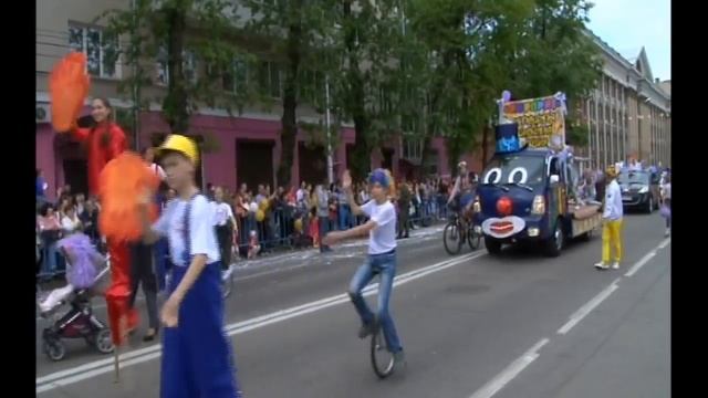 Иркутск. День Города 2017. Карнавал. Онлайн-трансляций от Мастера Трансляций. смотреть онлайн