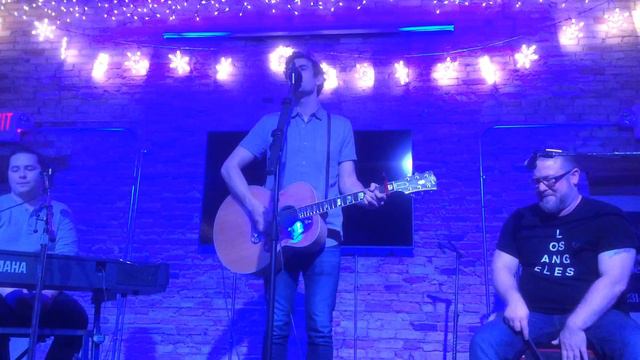 Tyler Hilton - Indian Summer (Ft. Corey Balsamo) смотреть онлайн