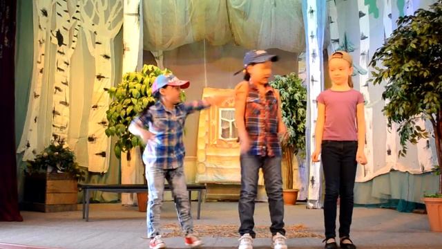 Музыкальный спектакль "Ворона и канарейка" смотреть онлайн