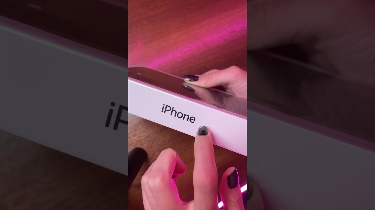 New iPhone 11 UNBOXING смотреть онлайн