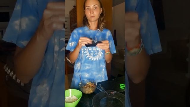 Ленивые #суши за 10 минут. Рецепт для тех, кто не умеет сворачивать суши? смотреть онлайн