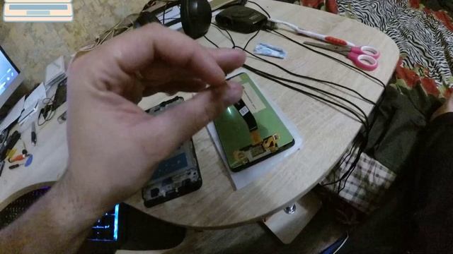 Huawei Honor 7X (BND-AL10, BND-L21, BND-L24, BND-TL10) / замена экрана и рамки смотреть онлайн