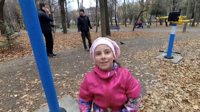 Гуляем в парке. Варим яйцо желтком наружу. смотреть онлайн
