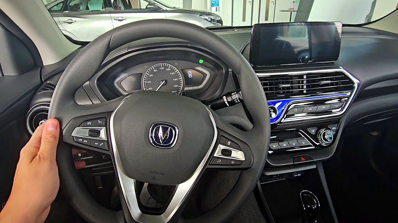 НАШЕЛ КИТАЙЦА ДЕШЕВЛЕ, ЧЕМ LADA VESTA. РЕАЛЬНЫЕ ЦЕНЫ НА ЛАДА ВЕСТА ОСЕНЬ 2023. смотреть онлайн