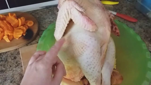Что приготовить из старого петуха или из старой курицы. Мясо-яичные куры при разделывании. Амрокс смотреть онлайн
