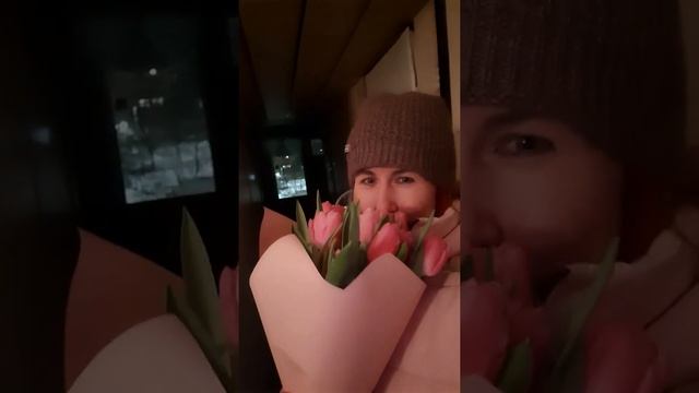Супер букет тюльпанов от Кристины❤?Кристина,спасибо тебе ещё раз. смотреть онлайн