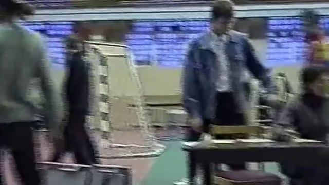 Легкая атлетика.Саратов. Соревнования на призы Дворца спорта. 1998г. смотреть онлайн