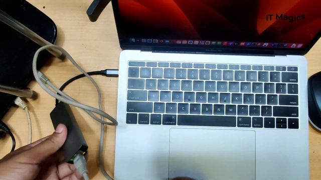 How to connect ethernet cable to MacBook Pro / Air смотреть онлайн