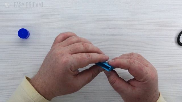 Making a Butterfly Knife out of Paper - a DIY Crafting a Balisong Mockup смотреть онлайн