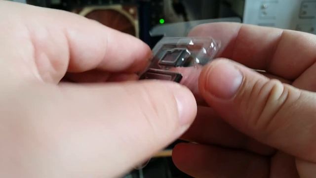 Kingston microSDXC UHS-I U3 64GB смотреть онлайн