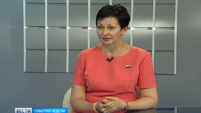 Интервью с Оксаной Бондарь, депутатом Государственной Думы от Магаданской области смотреть онлайн