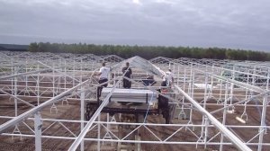 Промышленные теплицы. Остекление кровли. Рабочие моменты.