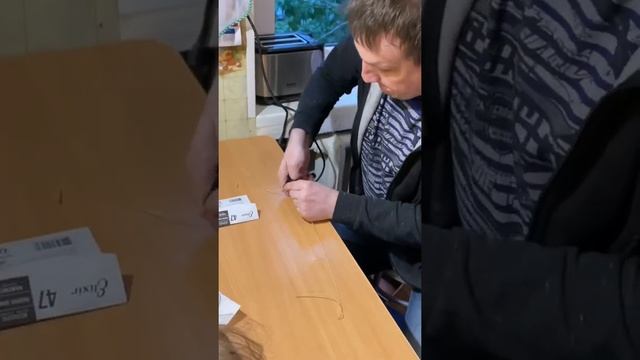 Что можно сделать с порванной струной как использовать порванную струну #гитарист #лайфхак #гитарны смотреть онлайн