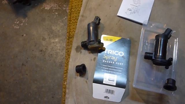 FORD EXPLORER WINDOW WASHER RESERVOIR PUMP REPLACEMENT смотреть онлайн