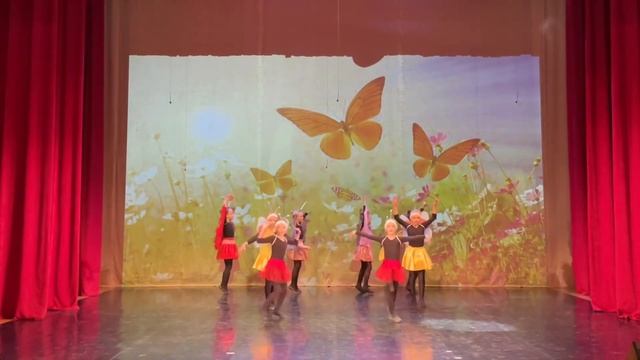 БАБОЧКИ / МАРАБУ смотреть онлайн