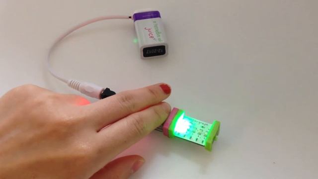 Tips & Tricks: Light Trigger & Light Sensor pt. 2 смотреть онлайн