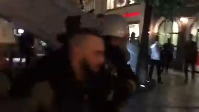 Контрольно-тактические учения прошли в краснодарском ТРЦ «OZ Молл». смотреть онлайн