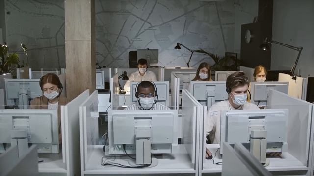 Couple FREEZES to Death After Calling 911 Five Times | Bizzare Calls смотреть онлайн