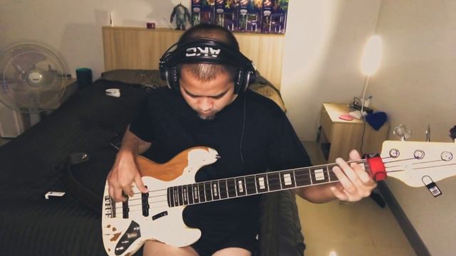 Schecter Diamond-J Plus - Komi Can’t Communicate Opening Bass Play Along смотреть онлайн