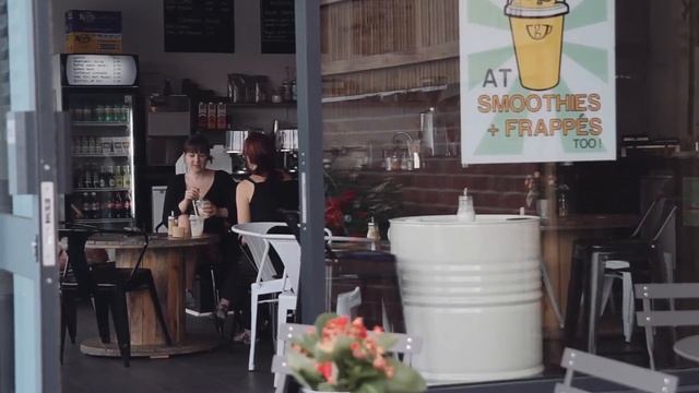The Green Coffee Machine in Cheltenham смотреть онлайн