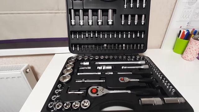 Распаковка — Универсальный набор инструментов Force 41082R-5 смотреть онлайн