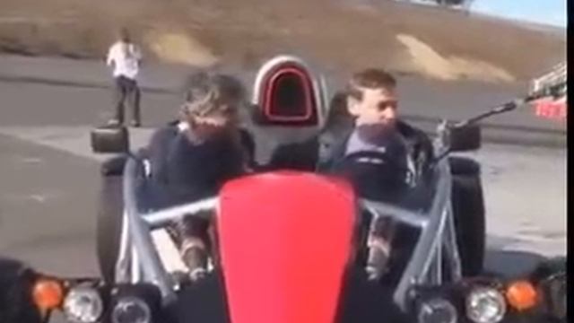 Electric Ariel Atom vs Porsche Carrera GT Ferrari 360 Spider NO CONTEST смотреть онлайн