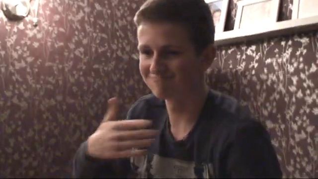 Gratuitous violence ;-) смотреть онлайн