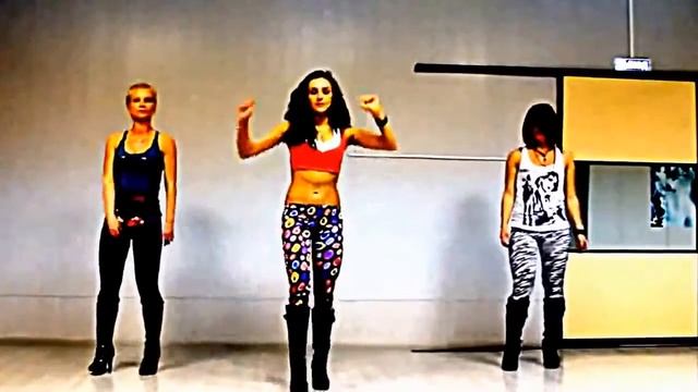 Go Go Dance - 3 girls (Erotic Clips) смотреть онлайн