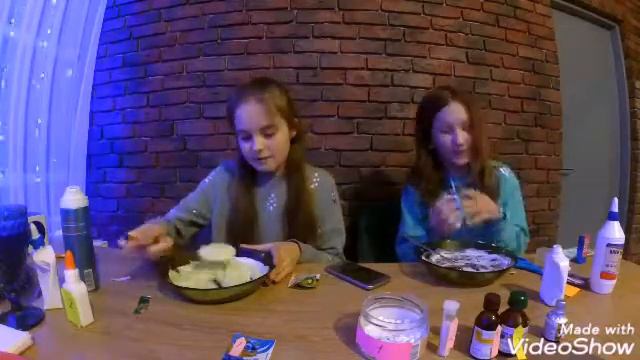 ШОК#слайм без загустителя!!!#Рулетка решает из чего сделать слайм смотреть онлайн