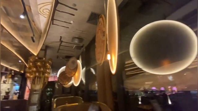 Ресторан "Папаха" бойца смешанных боевых искусств Хабиба Нурмагомедова в Махачкале (не обзорчик)? смотреть онлайн