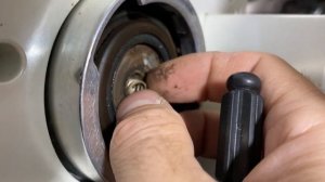 Кофеварка Delonghi течет Delonghi coffee makerflowing