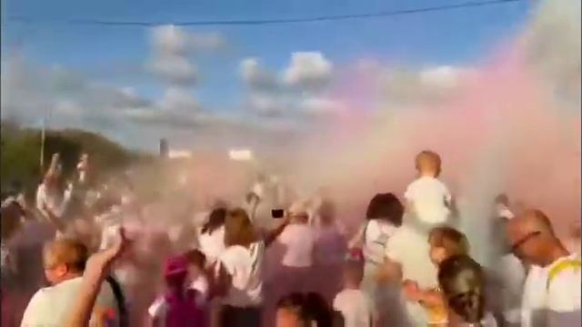 Фестиваль красок в Нагарии, Израиль смотреть онлайн