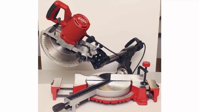 Лучший инструмент для домашней мастерской торцовочная пила для столярных работ ELITECH ПТ 1825КУ смотреть онлайн