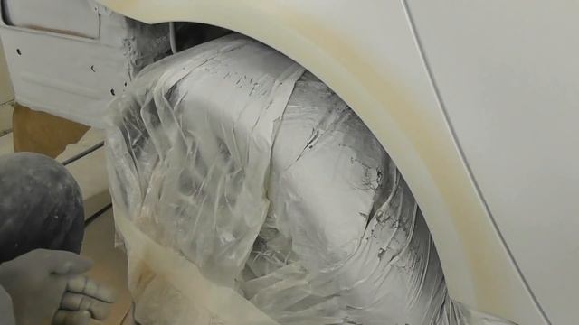 BMW M5 e60. Как шлифовать грунт под покраску "по сухому" смотреть онлайн