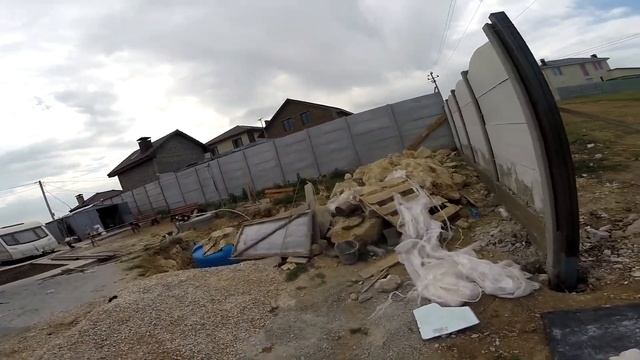 Ворота и калитка в частном доме делаем, начали варить. Покраска террасы. Благоустройство дома